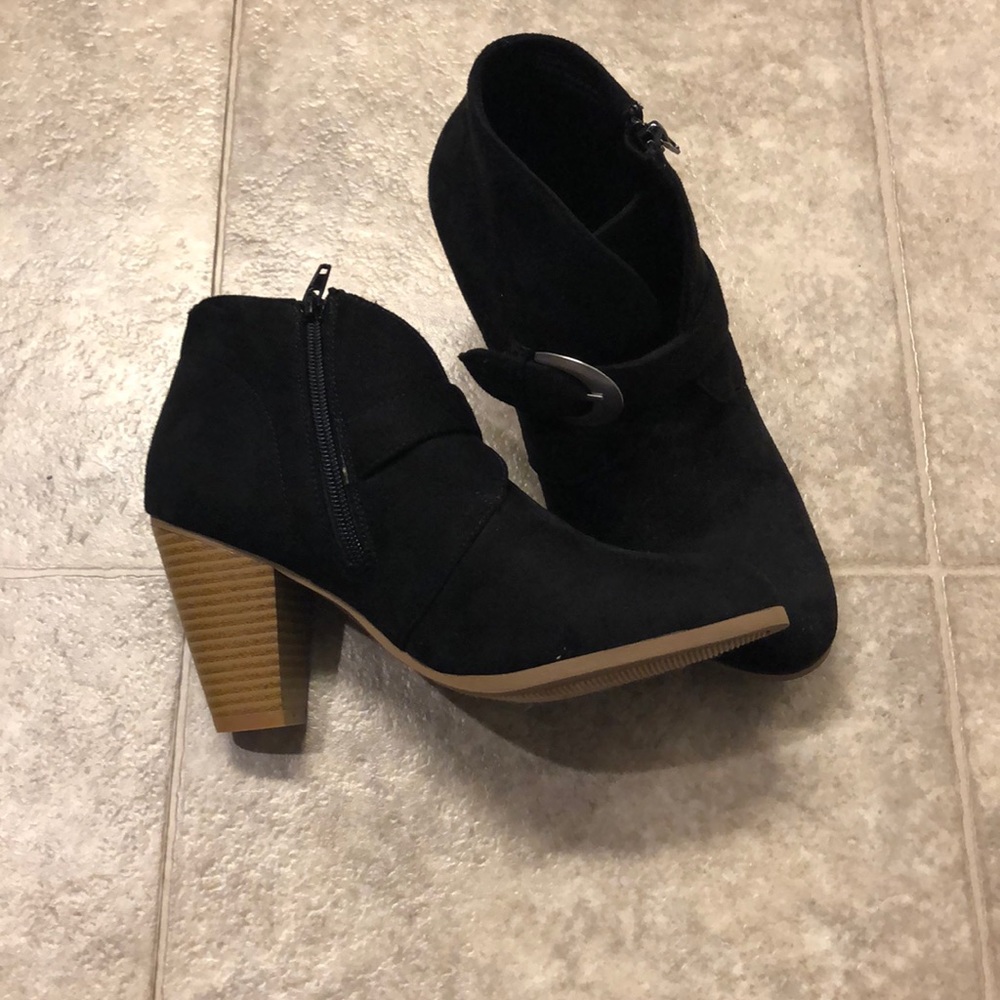 Black high heel ankle booties